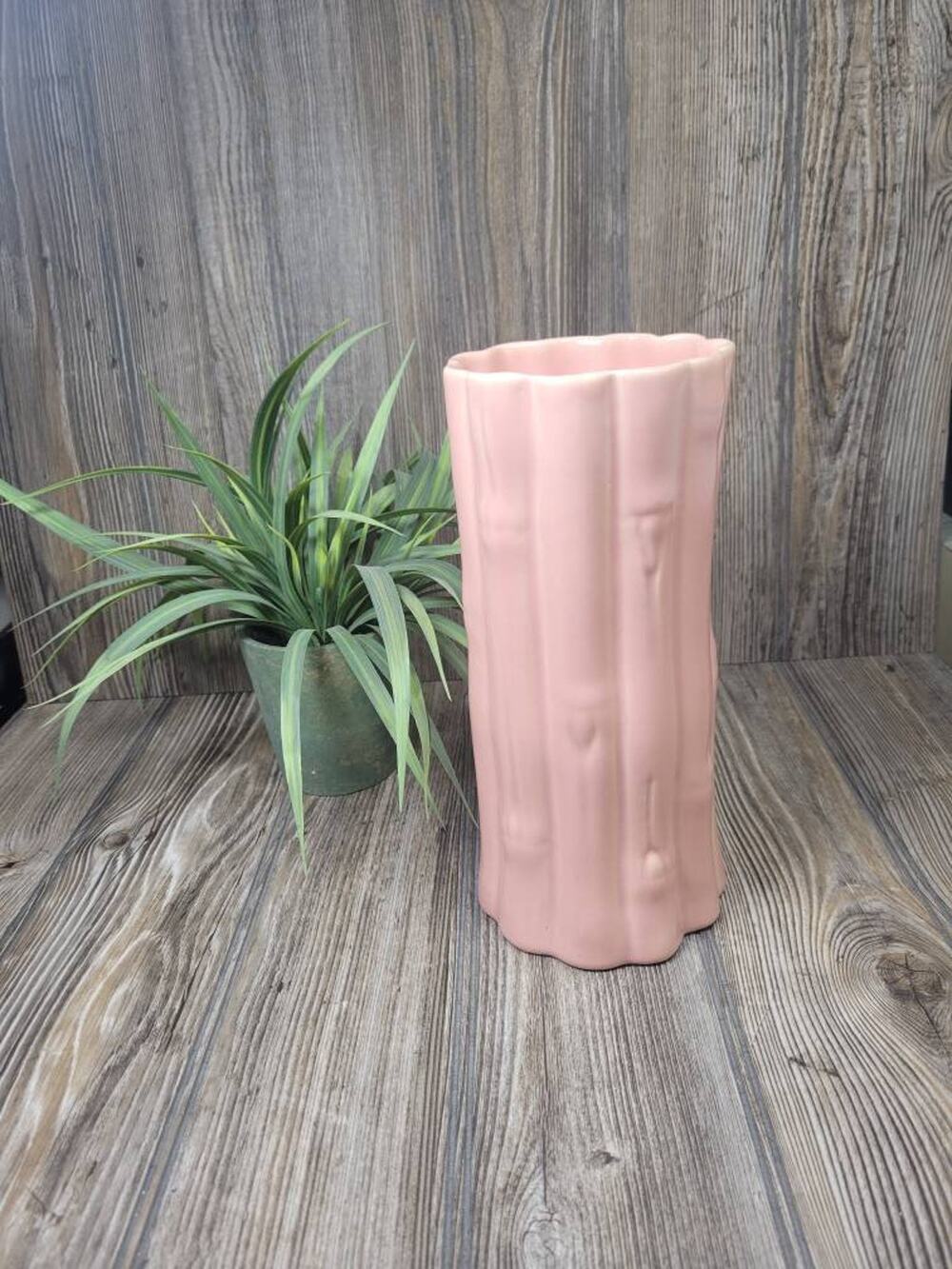 Vintage Pink Ceramic Bamboo Vase Retro Scalloped Ribbed Cylinder Flower Pottery